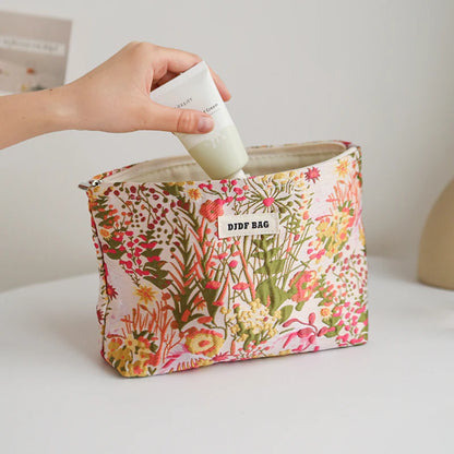 Spacious interior of the Summer Blossom Bag, ideal as a travel makeup case for beach holidays and vacations.